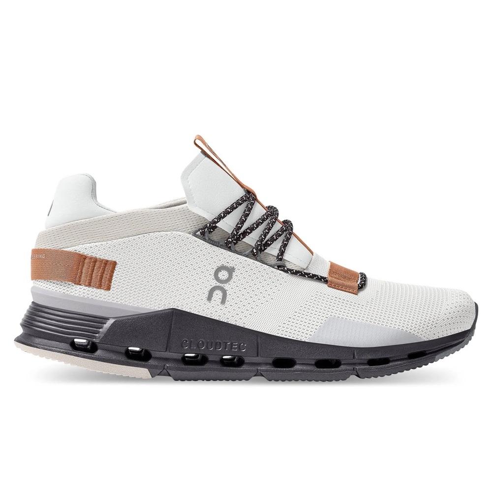 Cloudnova Sneaker in white and pecan